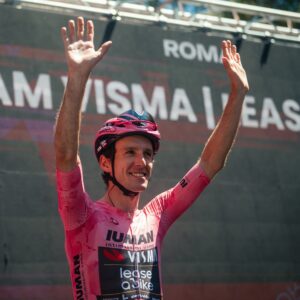 Саймон Йейтс