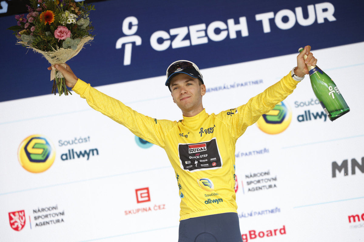 Драма на «Туре Чехии»: Лесерф удержал жёлтую майку в последний момент