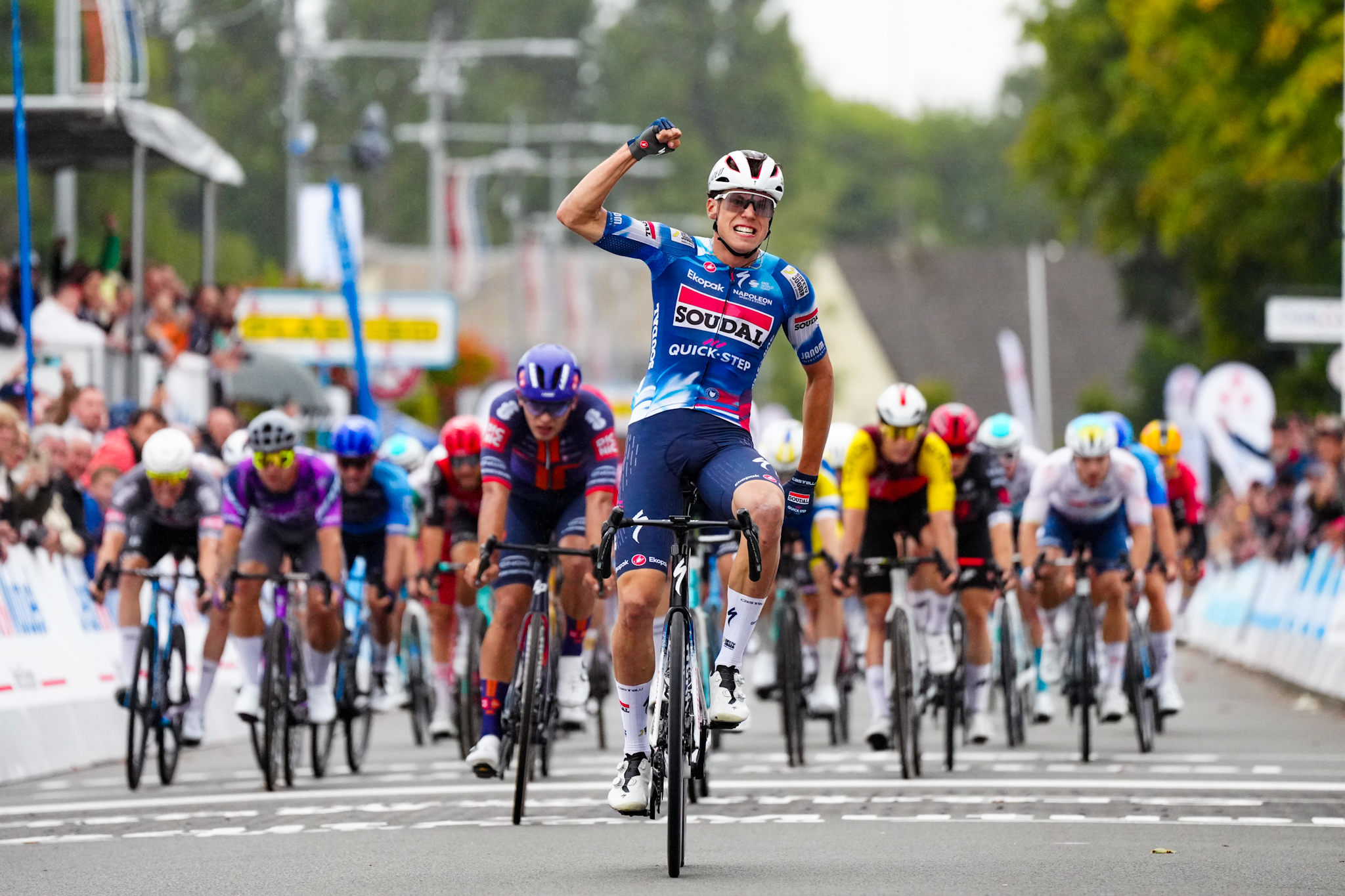 Поль Манье взрывает финал и берёт «Гран-при Фурми»