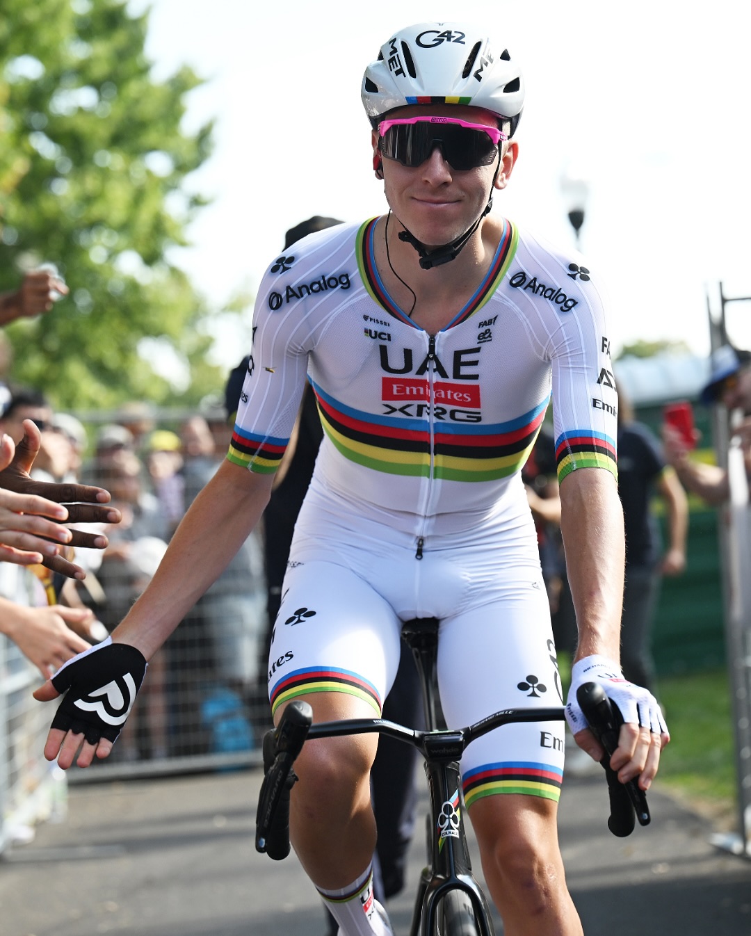 Боль, сомнения и 85-я победа: как Погачар вернулся к себе в Канаде