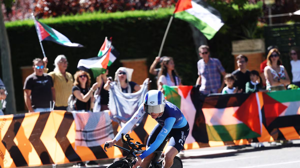 Барселона против Israel — Premier Tech: как политика врывается в мир велоспорта