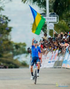 Лоренцо Финн