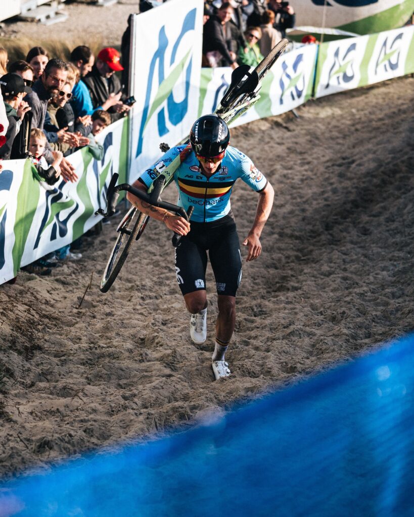 Baloiseglowilions 20251109 195149