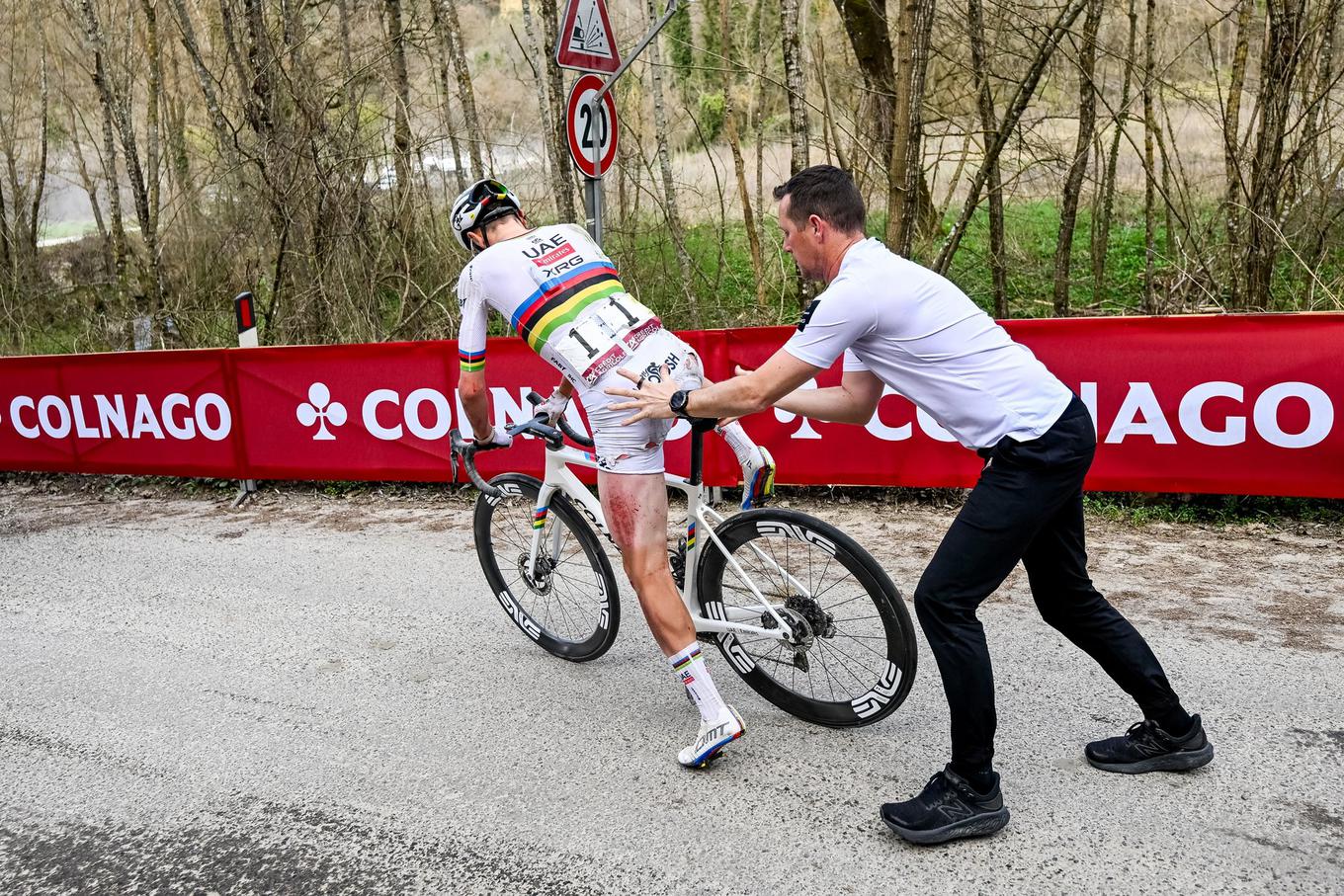 &laquo;Единственное оружие &mdash; велосипед&raquo;: как выглядит сезон Погачара глазами его механика