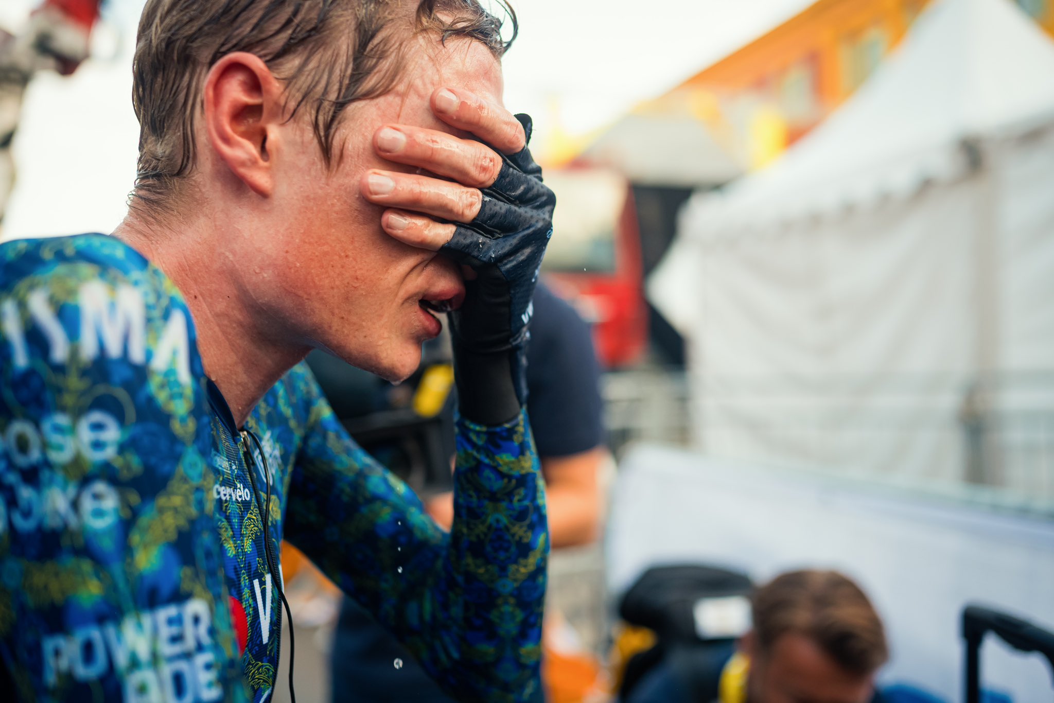 Тим Хемскерк &mdash; о семи годах работы с Йонасом Вингегором: &laquo;Мы никогда не ожидали, что он дважды выиграет Тур&raquo;