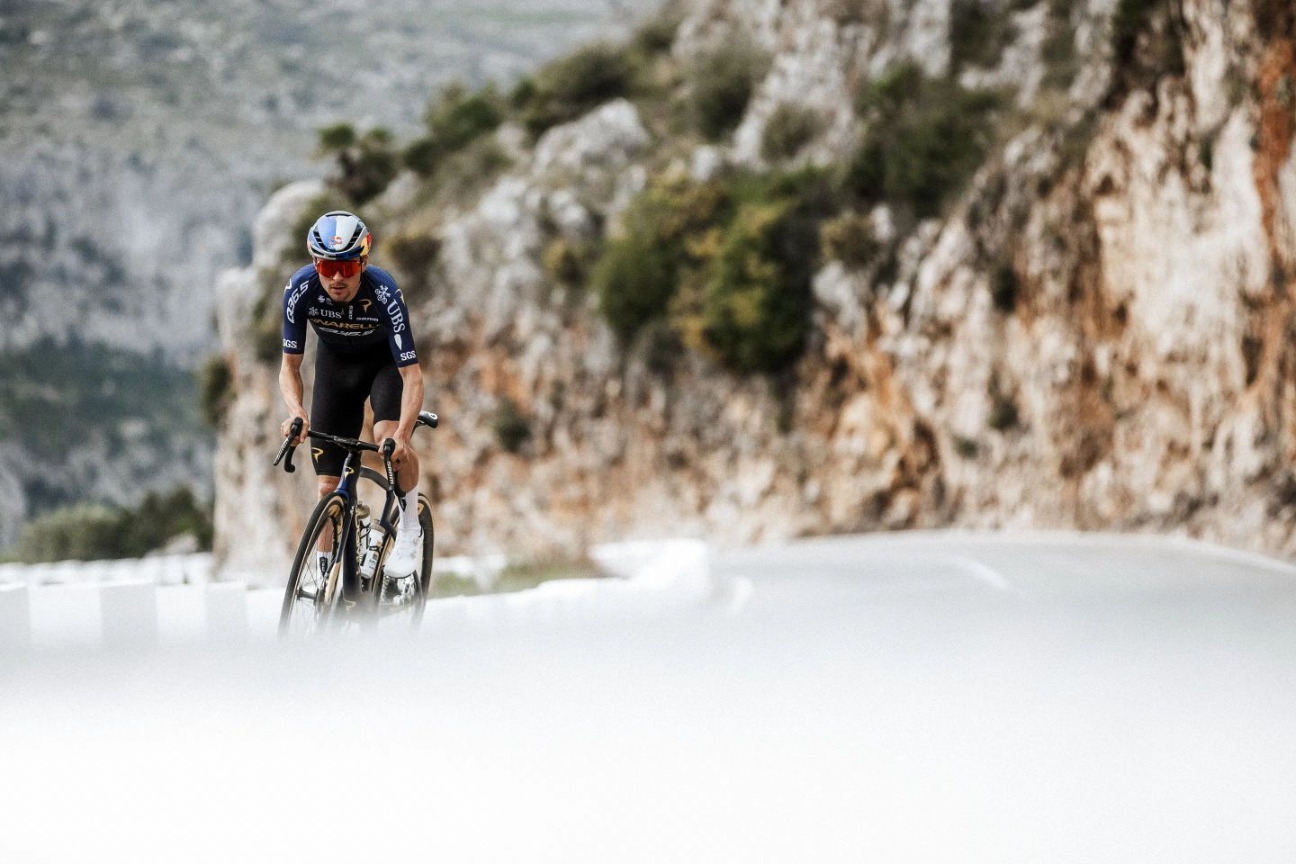 Том Пидкок и Pinarello &mdash; Q36.5 Pro Cycling: возвращение домой и план на весну