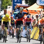 Тобиас Лунд Андресен на финише первого этапа Tour Down Under — 2026