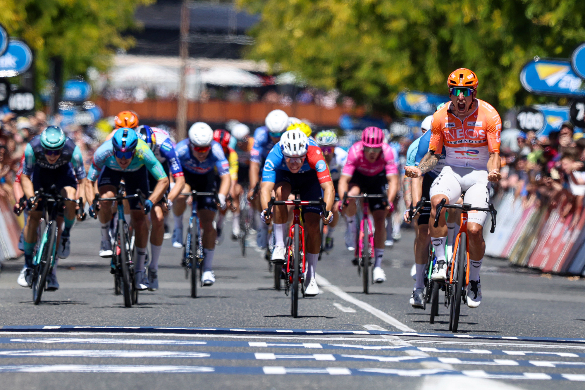 Уэлсфорд дождался своего момента: австралиец выиграл третий этап Tour Down Under