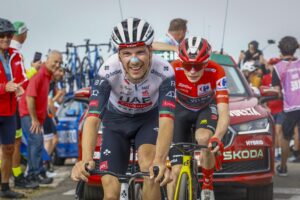 Жоау Алмейда и Йонас Вингегор на Вуэльте Испании 2025 года