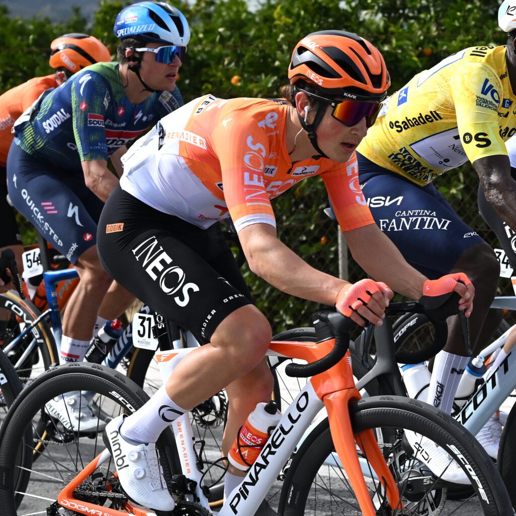 Эндрю Огаст