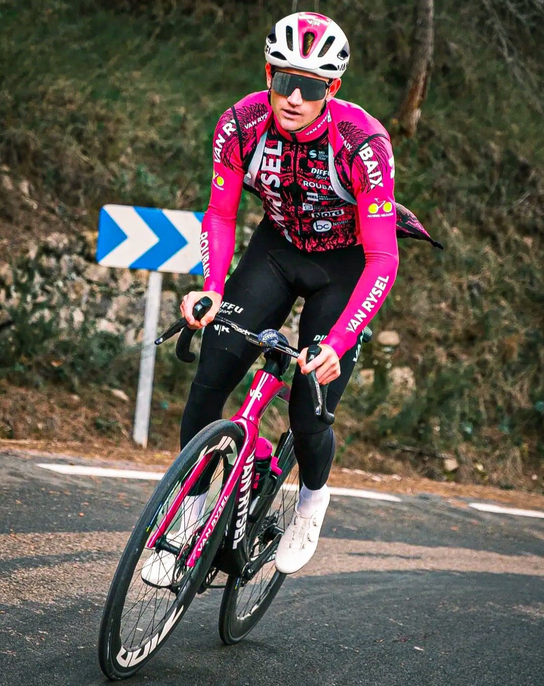 «День сурка» для Кубиша: Йоппе Хереманс сенсационно побеждает на 4-м этапе Étoile de Bessèges