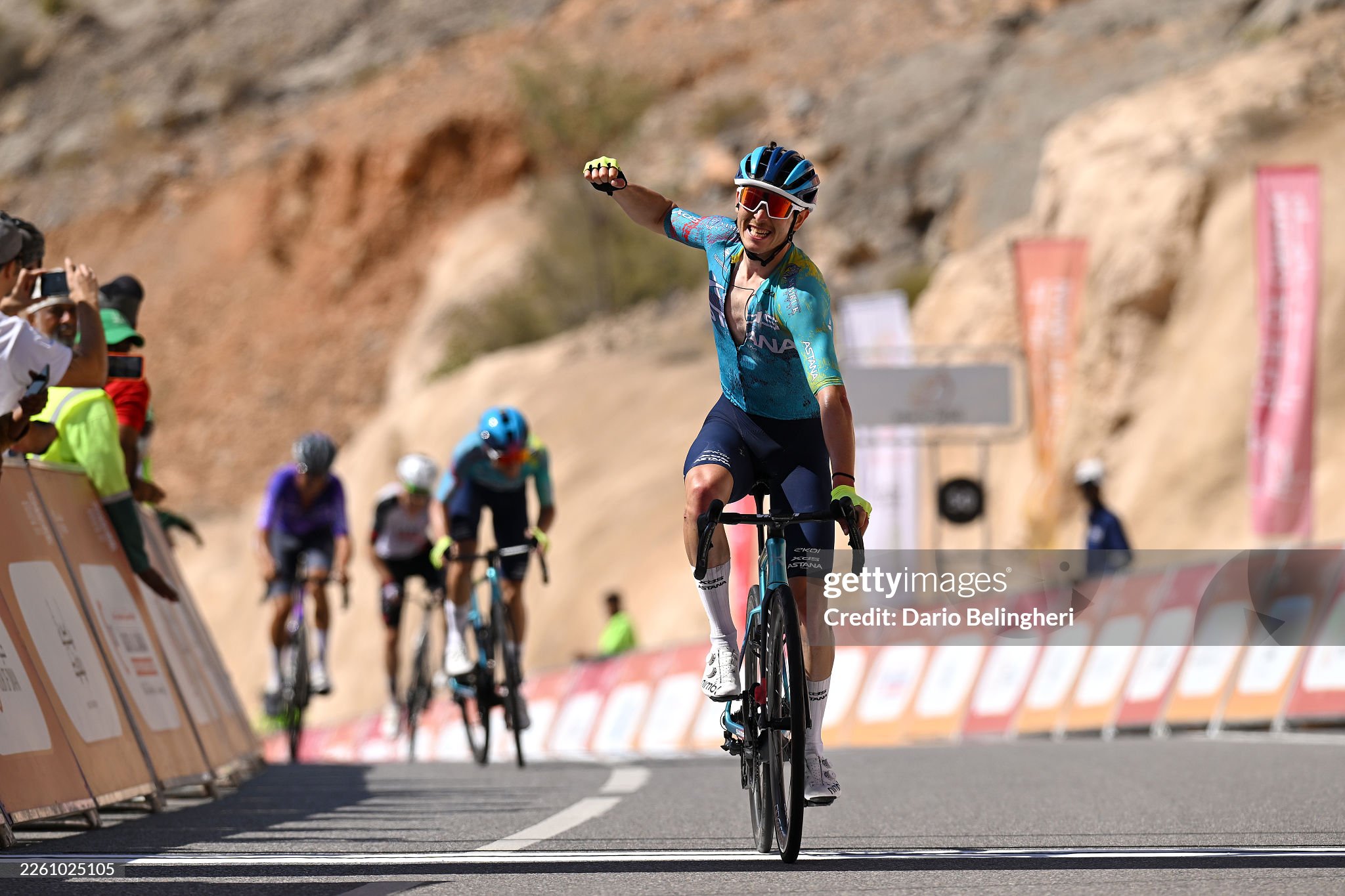 Кристиан Скарони забирает королевский этап и корону Тура Омана