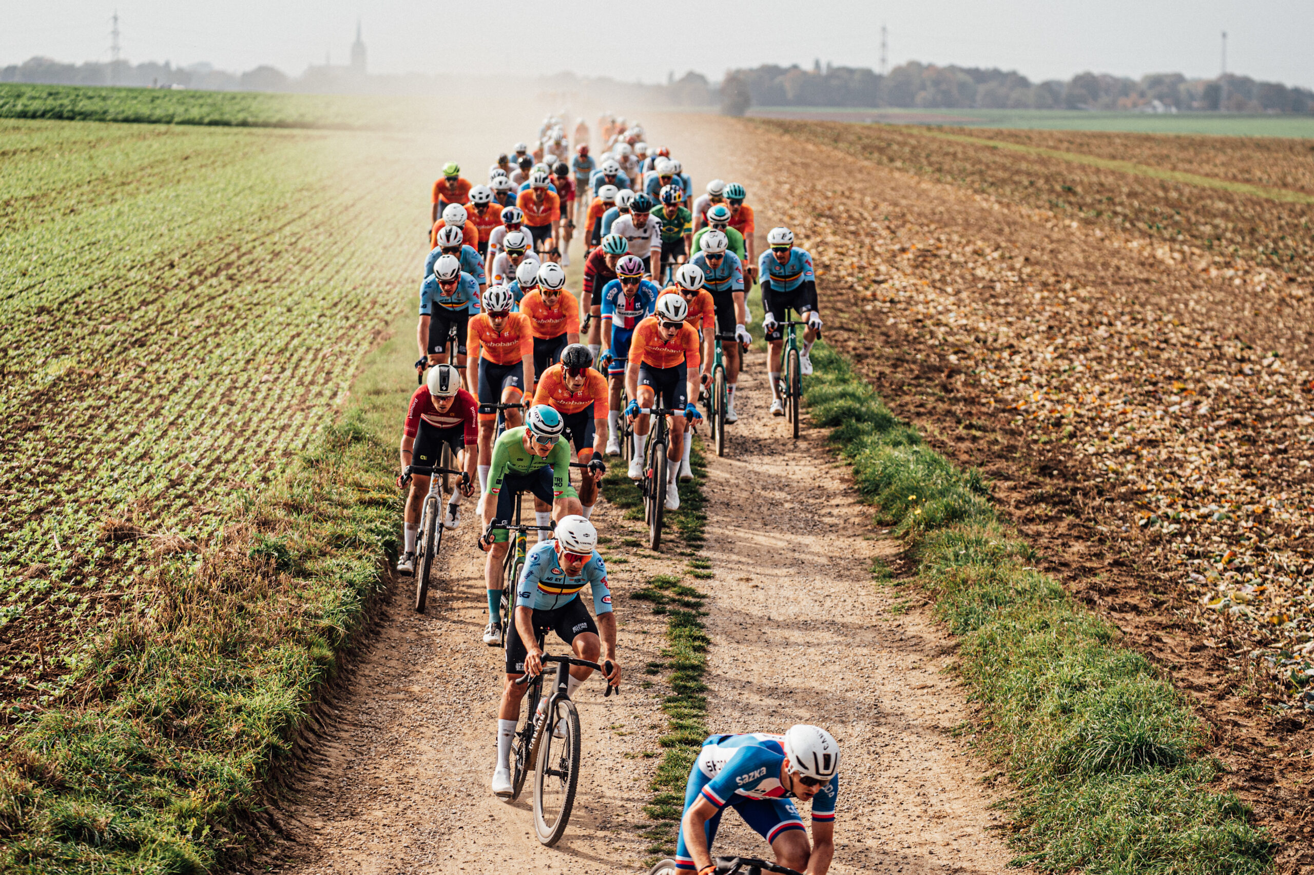 Мировая серия UCI Gravel 2026 расширяется до рекордных 47 гонок