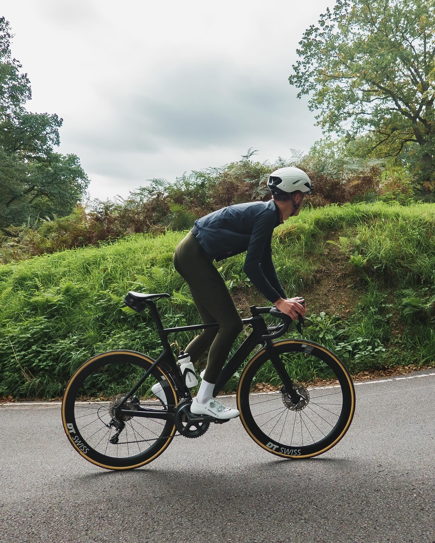 Шоссе, эндуранс или гравий: какой велосипед выбрать в 2026 году?