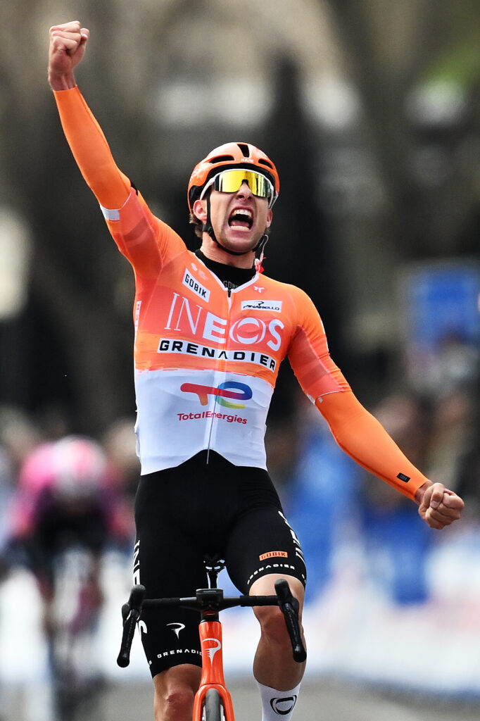 Аксель Лоранс Аксель Лоранс