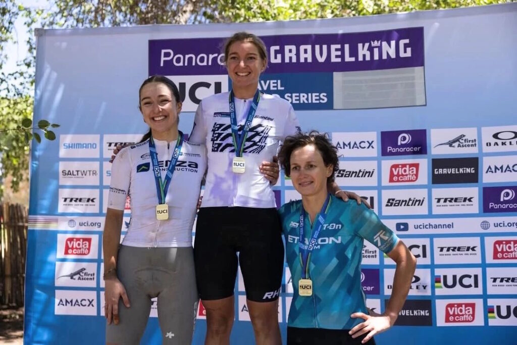 Лиза Боун, Хейли Прин и Дарья Правилова