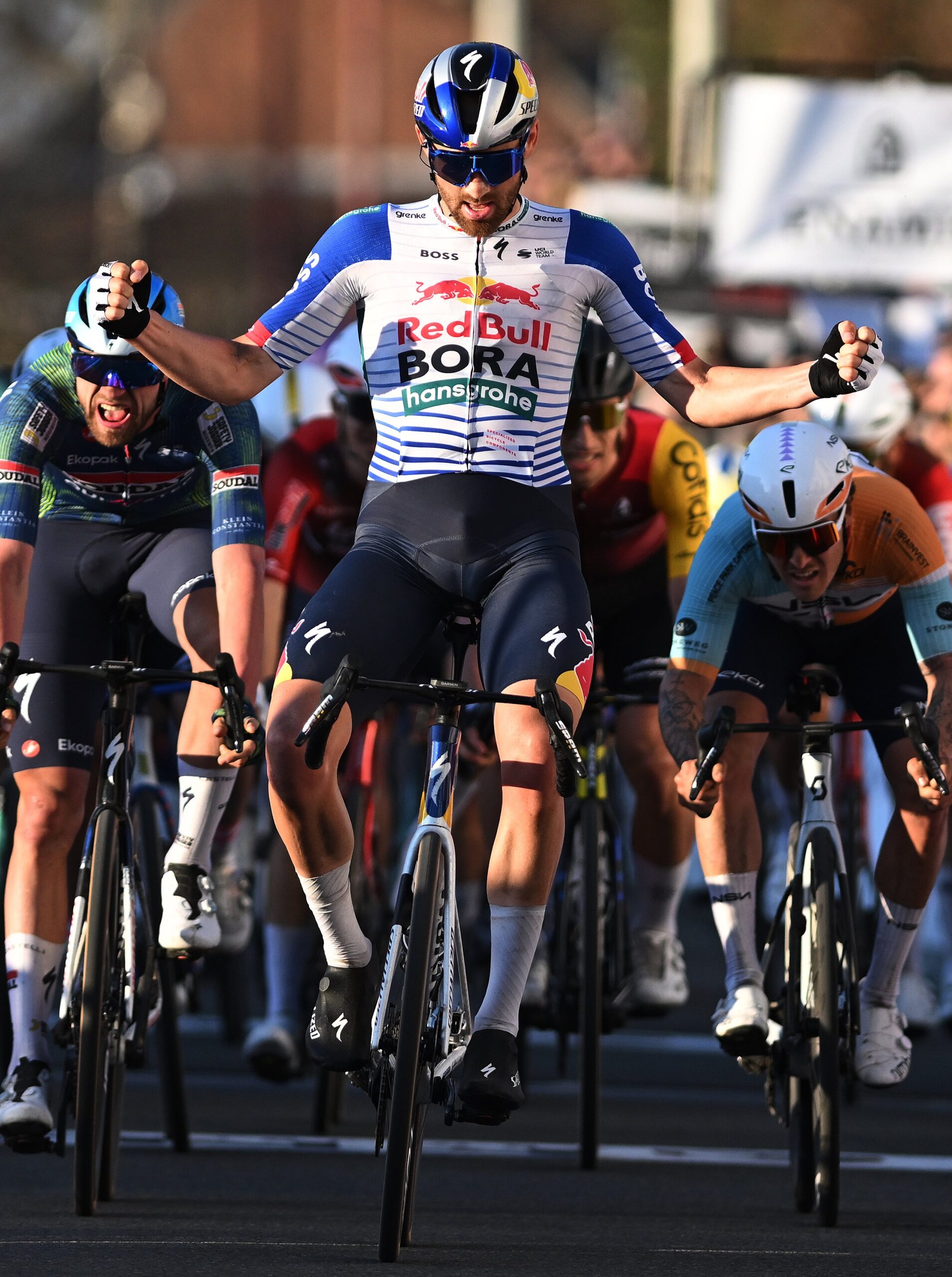 Триумф Red Bull &mdash; Bora &mdash; Hansgrohe: Йорди Мёйс покоряет Le Samyn на&nbsp;фоне неудач Ван Арта