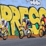 Тадей Погачар, Матье ван дер Пул и Филиппо Ганна на Чипрессе во время Милан — Сан-Ремо 2025 года