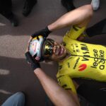 Ваут ван Арт после финиша Париж — Рубе 2026 года