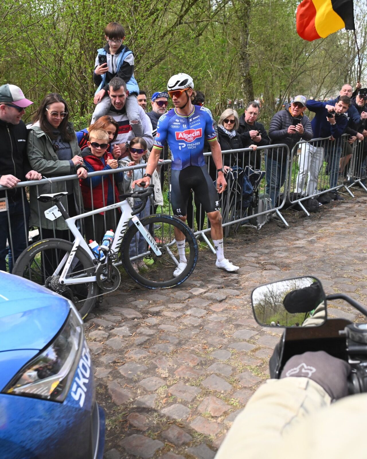 Матье ван дер Пул после прокола в Аренбергском лесу