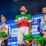 Лука Джайми, Филиппо Ганна и Маттиа Катанео на подиуме чемпионата Италии в гонке с раздельным стартом 2026 года