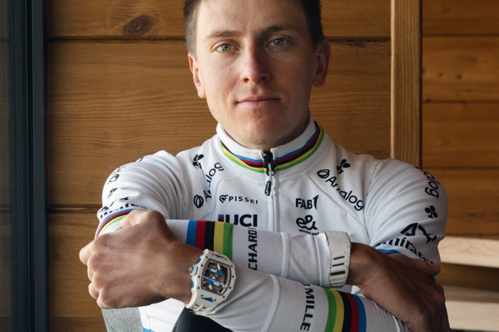 Тадей Погачар с часами RM 64-01 Tourbillon Colnago
