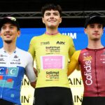 Аксель Марио, Маркель Белоки и Джейми Миэн на подиуме Tour de l’Ain 2026 года