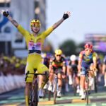 Лорена Вибес на финише второго этапа Тур де Франс Фамм 2026 года